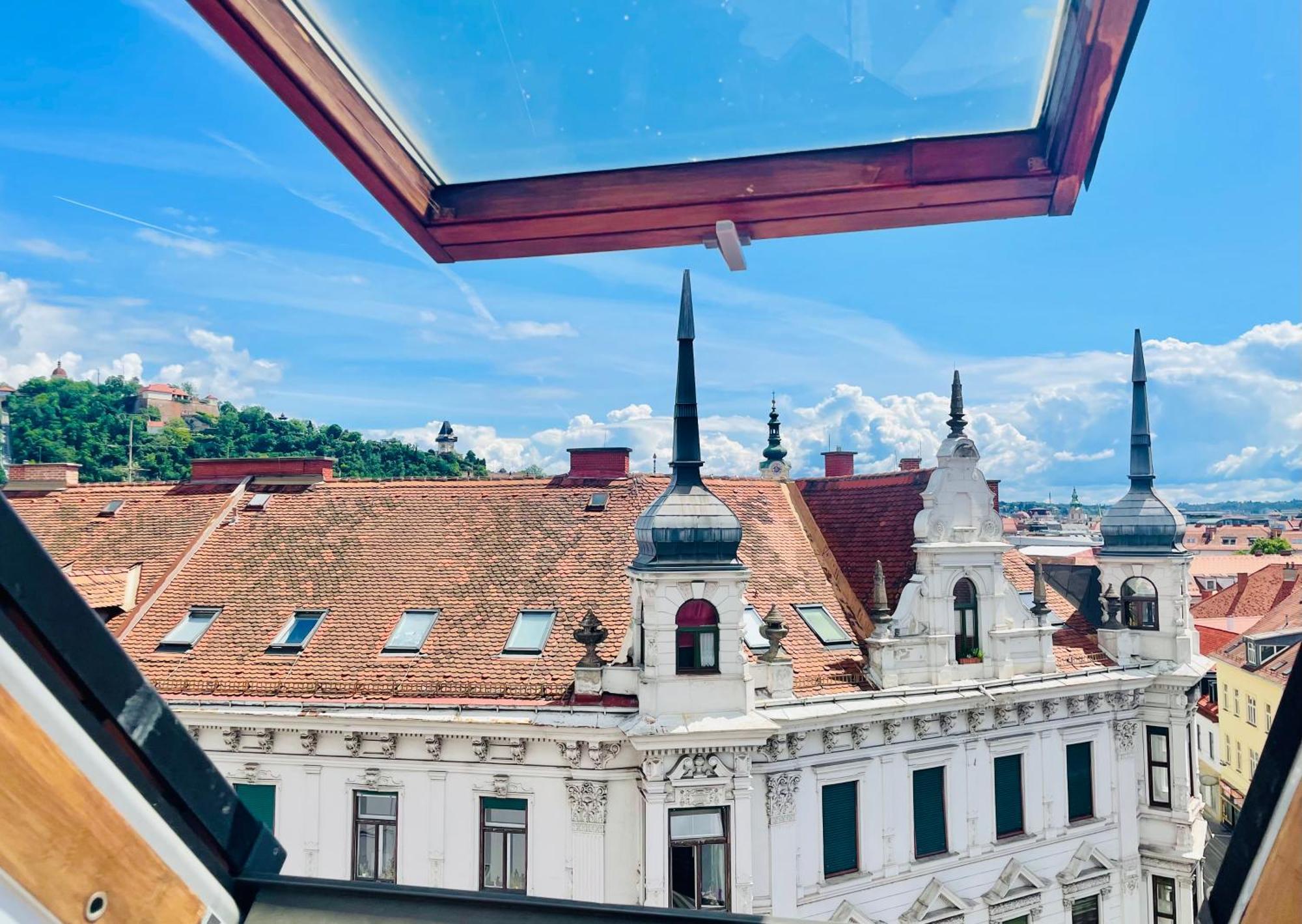 Apstay City Center Deluxe ǀ Free Parking ǀ Self Check-In Graz Luaran gambar