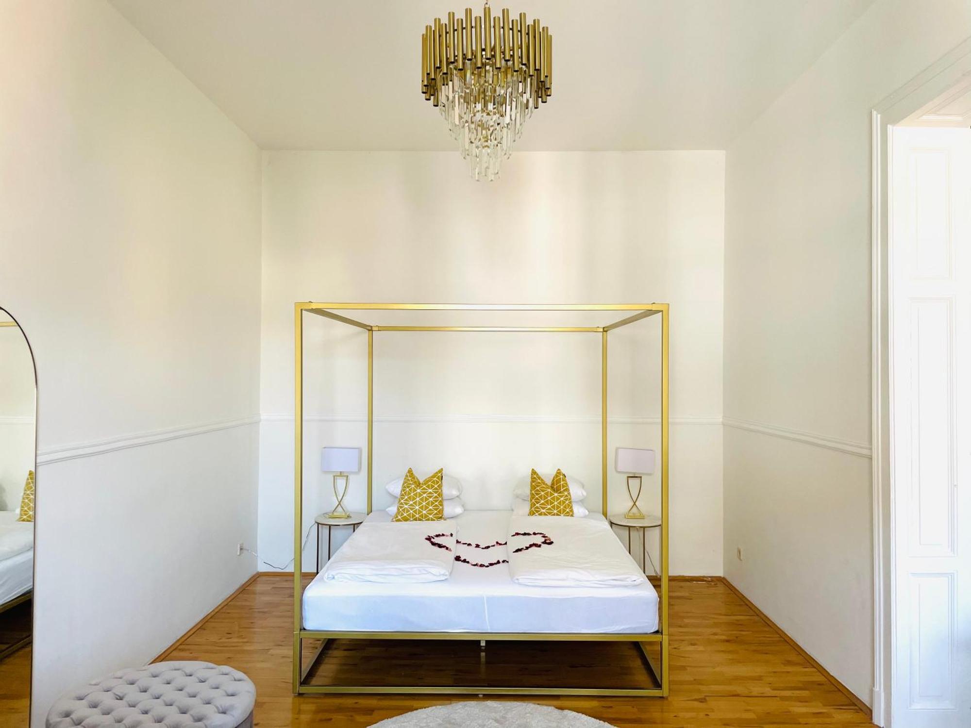 Apstay City Center Deluxe ǀ Free Parking ǀ Self Check-In Graz Luaran gambar